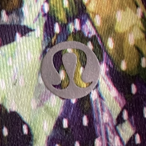 Lululemon Dancing Warrior Tank - Picture 6 of 7